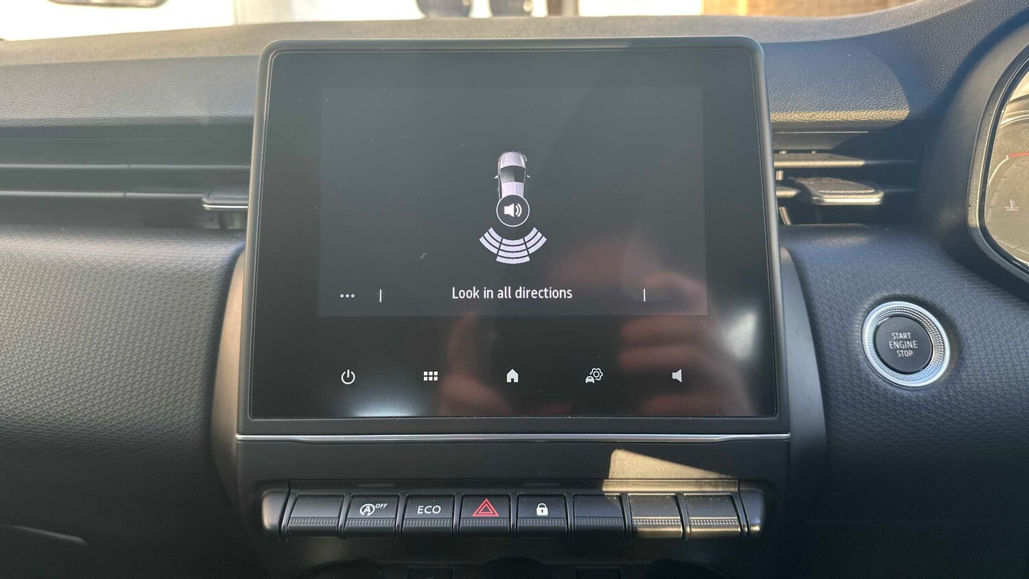 Used Renault Clio 2022 for sale - 76587730: Photo 15