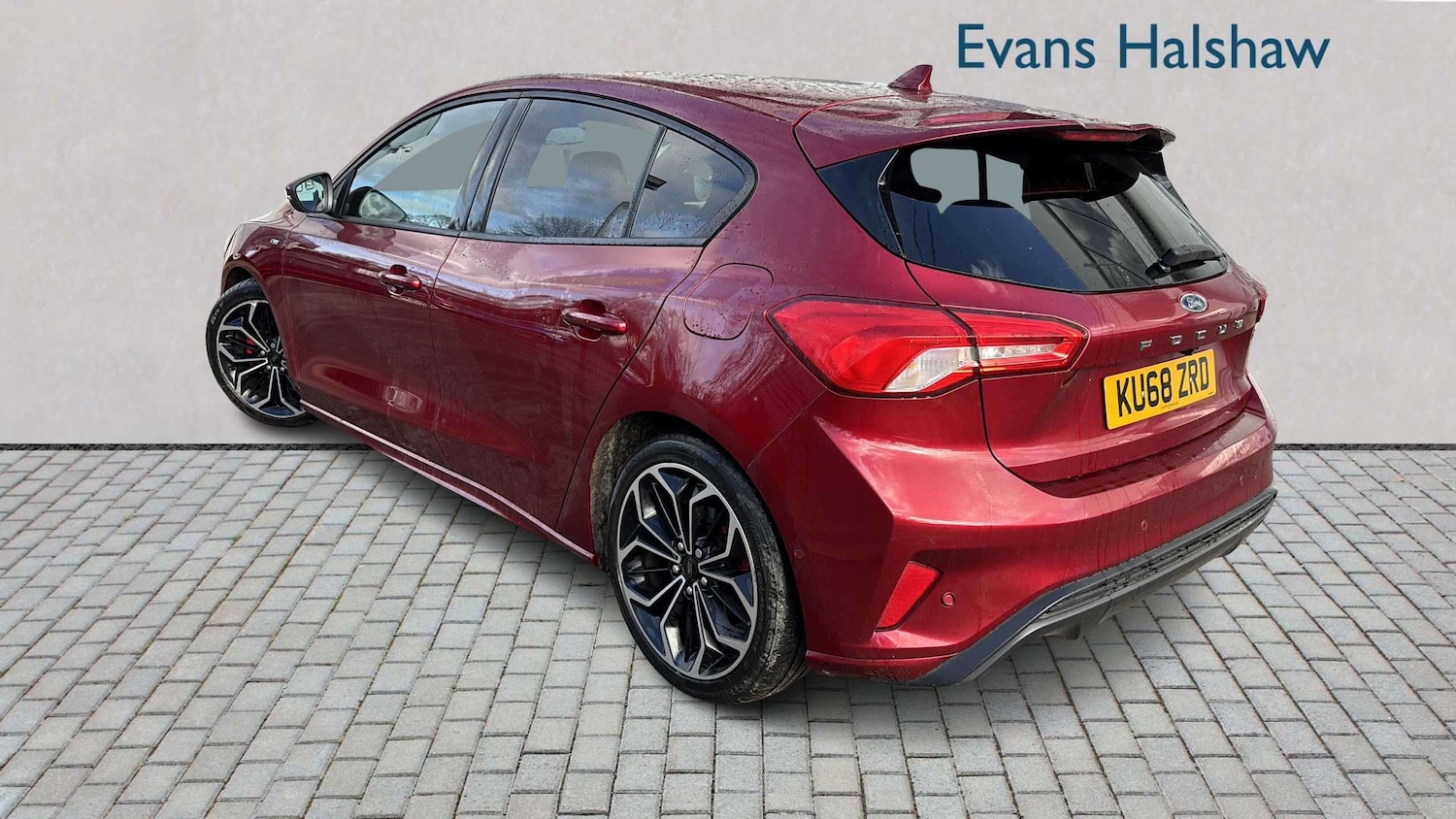 Used Ford Focus 2018 for sale - 78076838: Photo 2