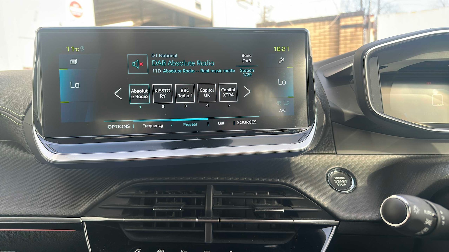 Used Peugeot 208 2023 for sale - 77648912: Photo 11