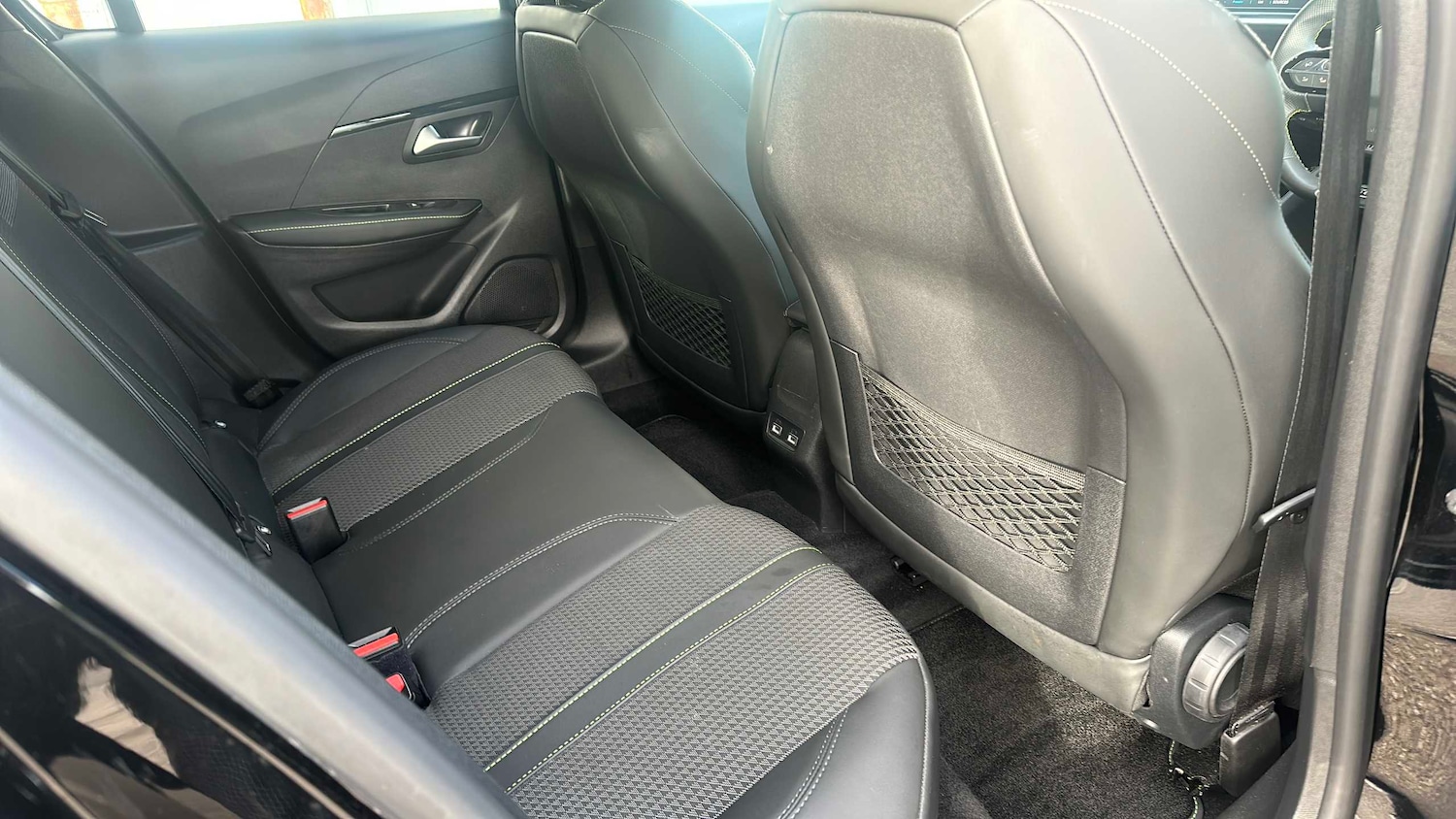 Used Peugeot 208 2023 for sale - 77648912: Photo 12