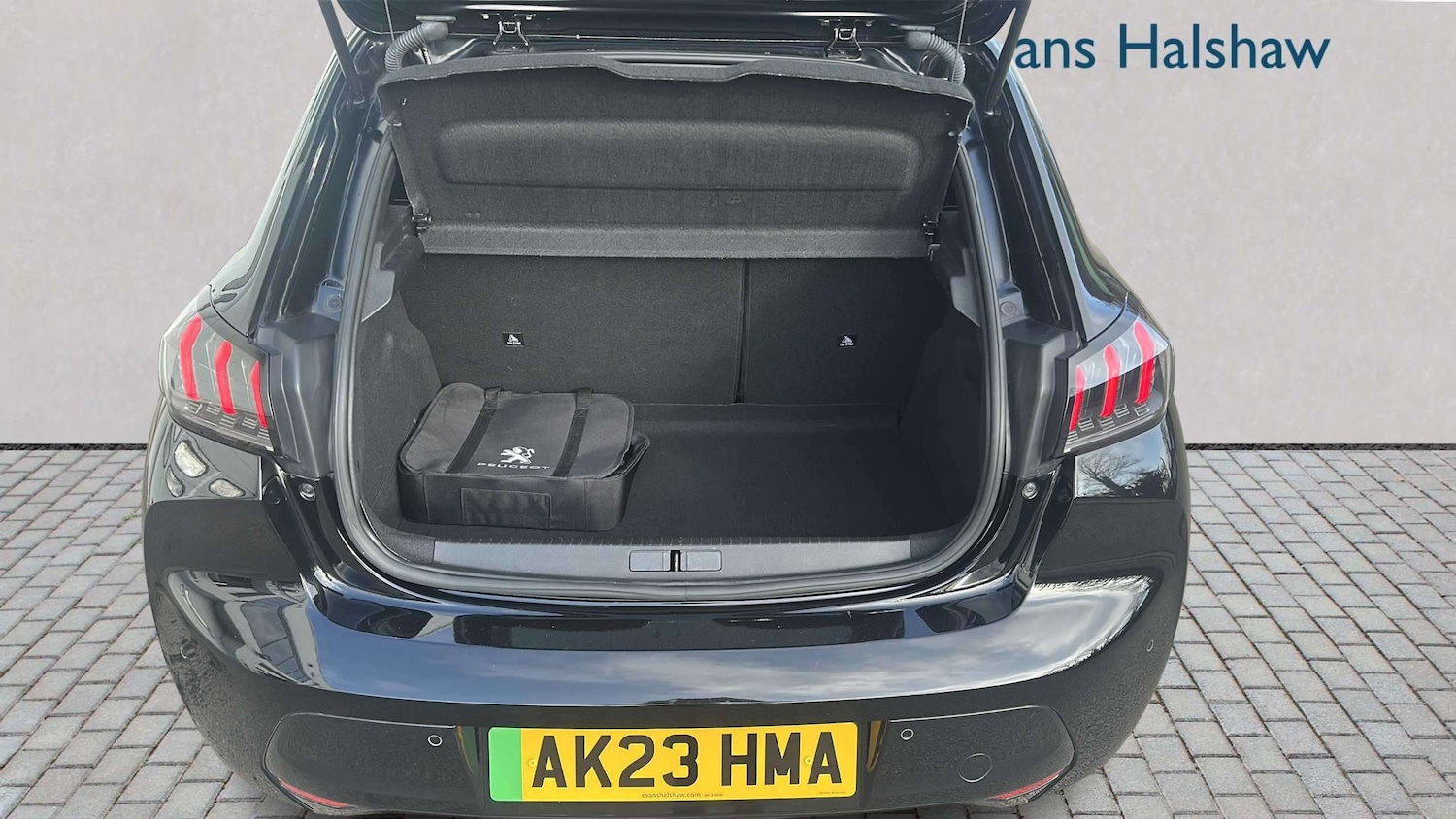 Used Peugeot 208 2023 for sale - 77648912: Photo 7