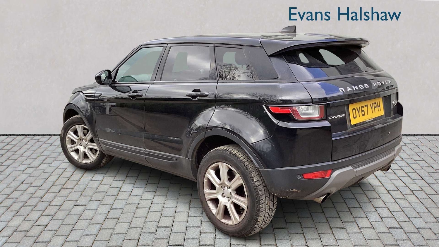 Used Land Rover Range Rover Evoque 2017 for sale - 78137637: Photo 2