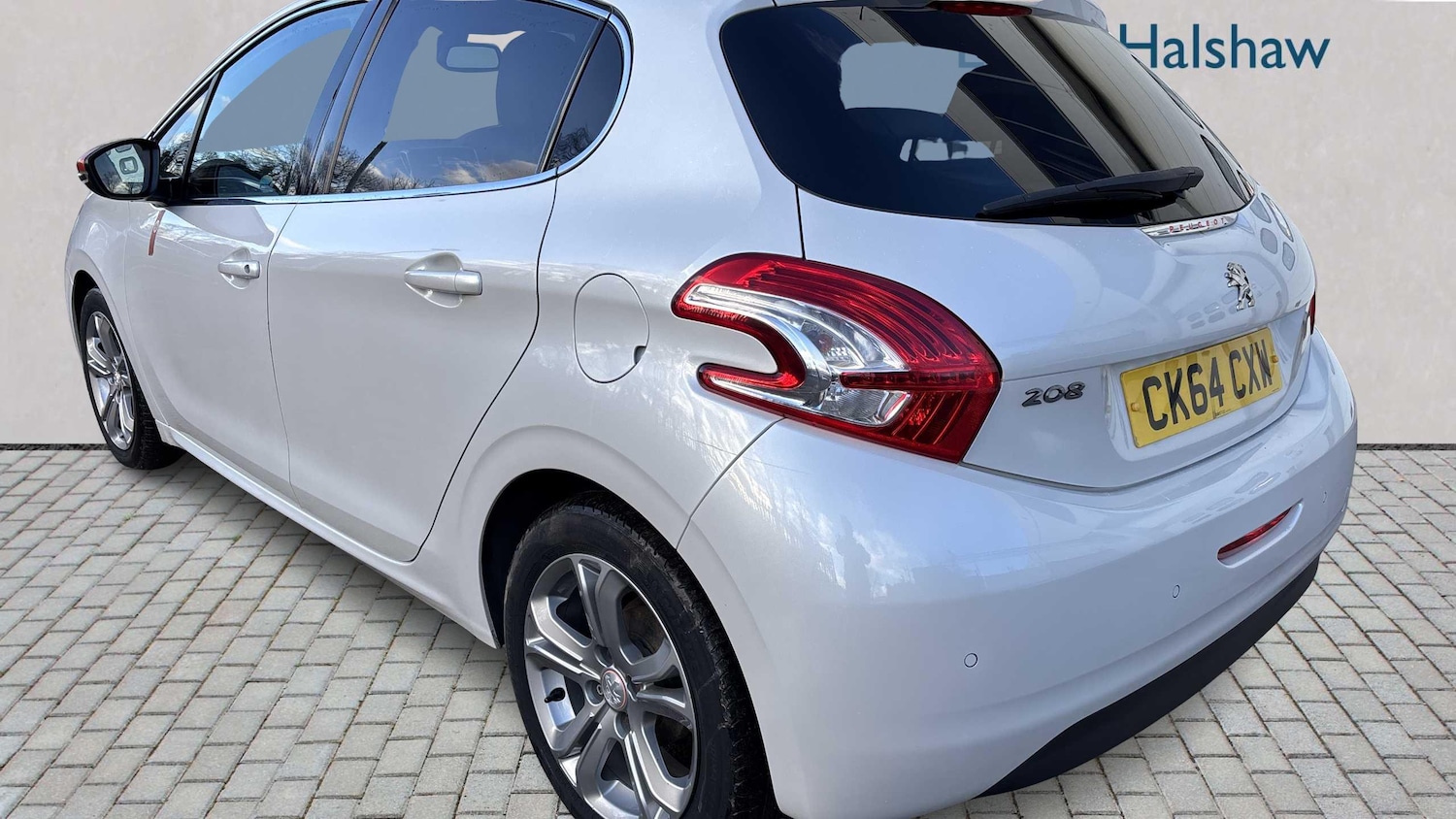 Used Peugeot 208 2014 for sale - 77443402: Photo 2