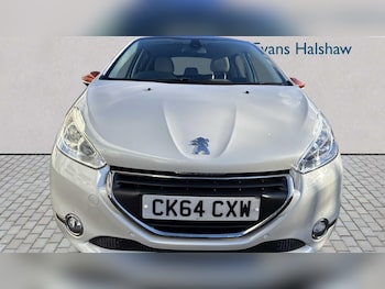 Used Peugeot 208 2014 for sale - 77443402: Photo