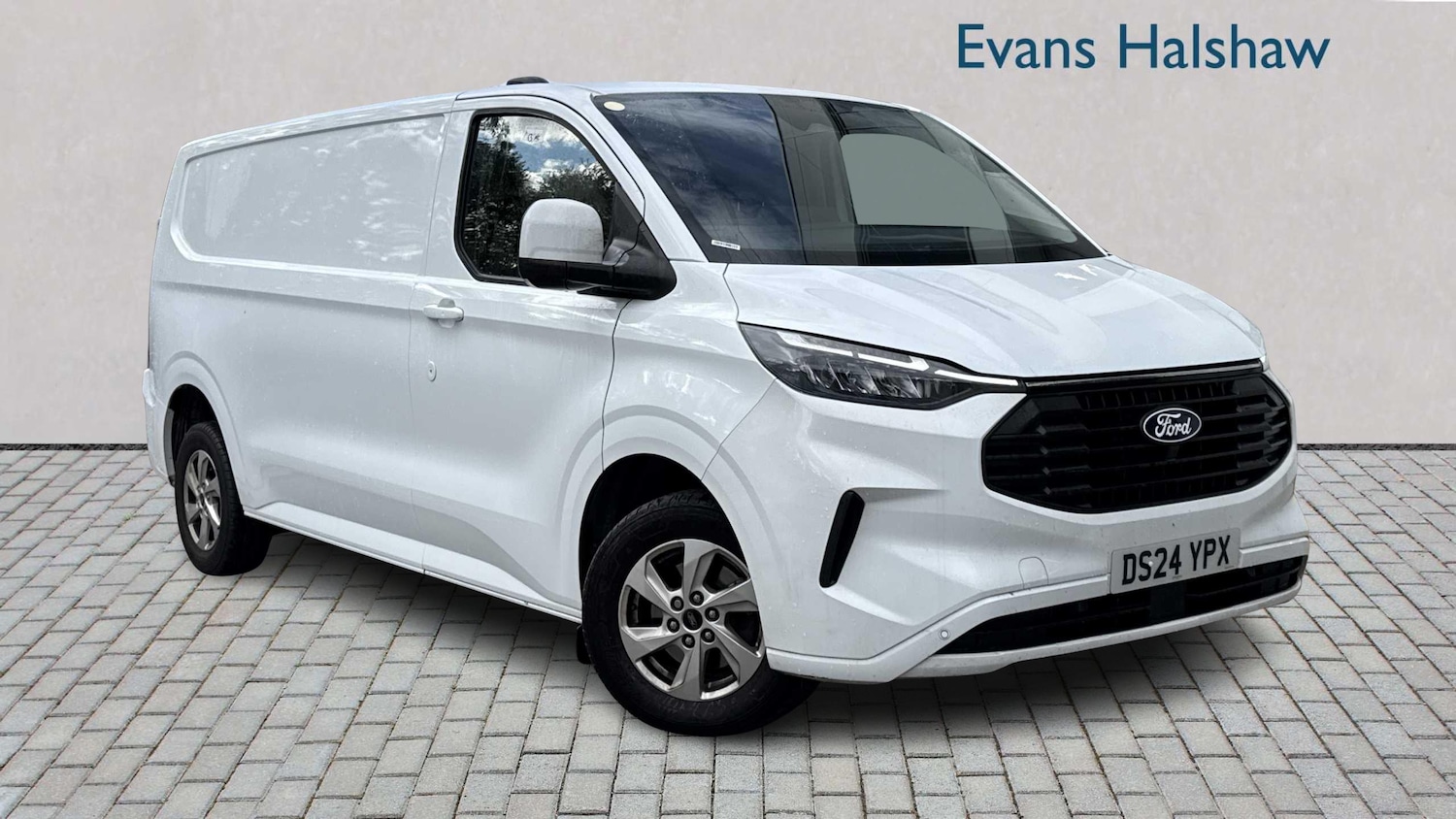 Used Ford Transit Custom 2024 for sale - 76351614: Photo 1