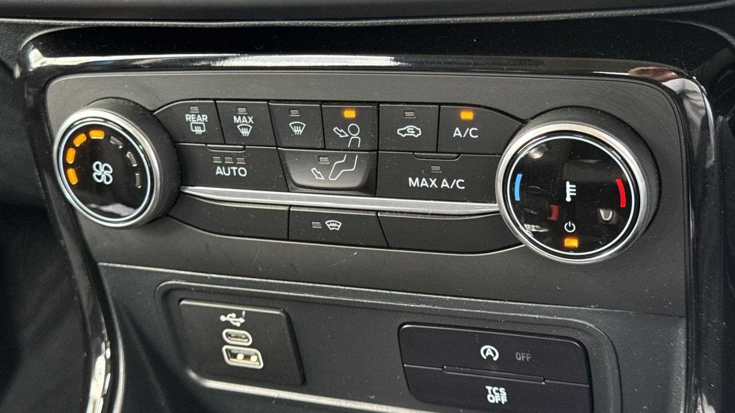 Vehicle 33