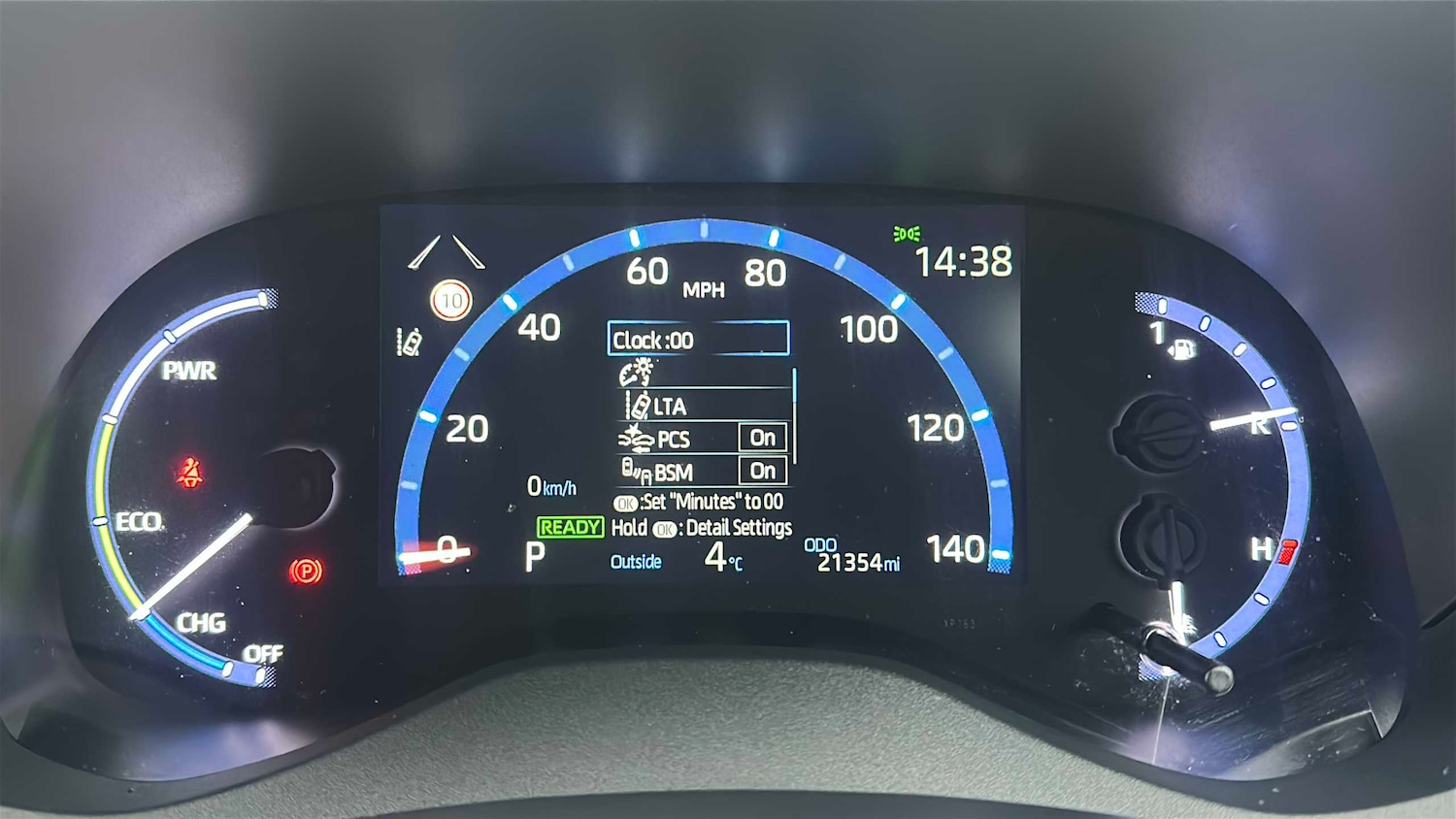 Used Toyota Yaris Cross 2024 for sale - 77239865: Photo 10