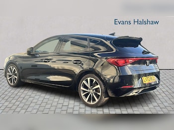 Used SEAT Leon 2022 for sale - 77239933: Photo