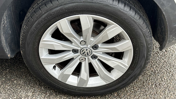Used Volkswagen T-Roc 2018 for sale - 75452825: Photo 8