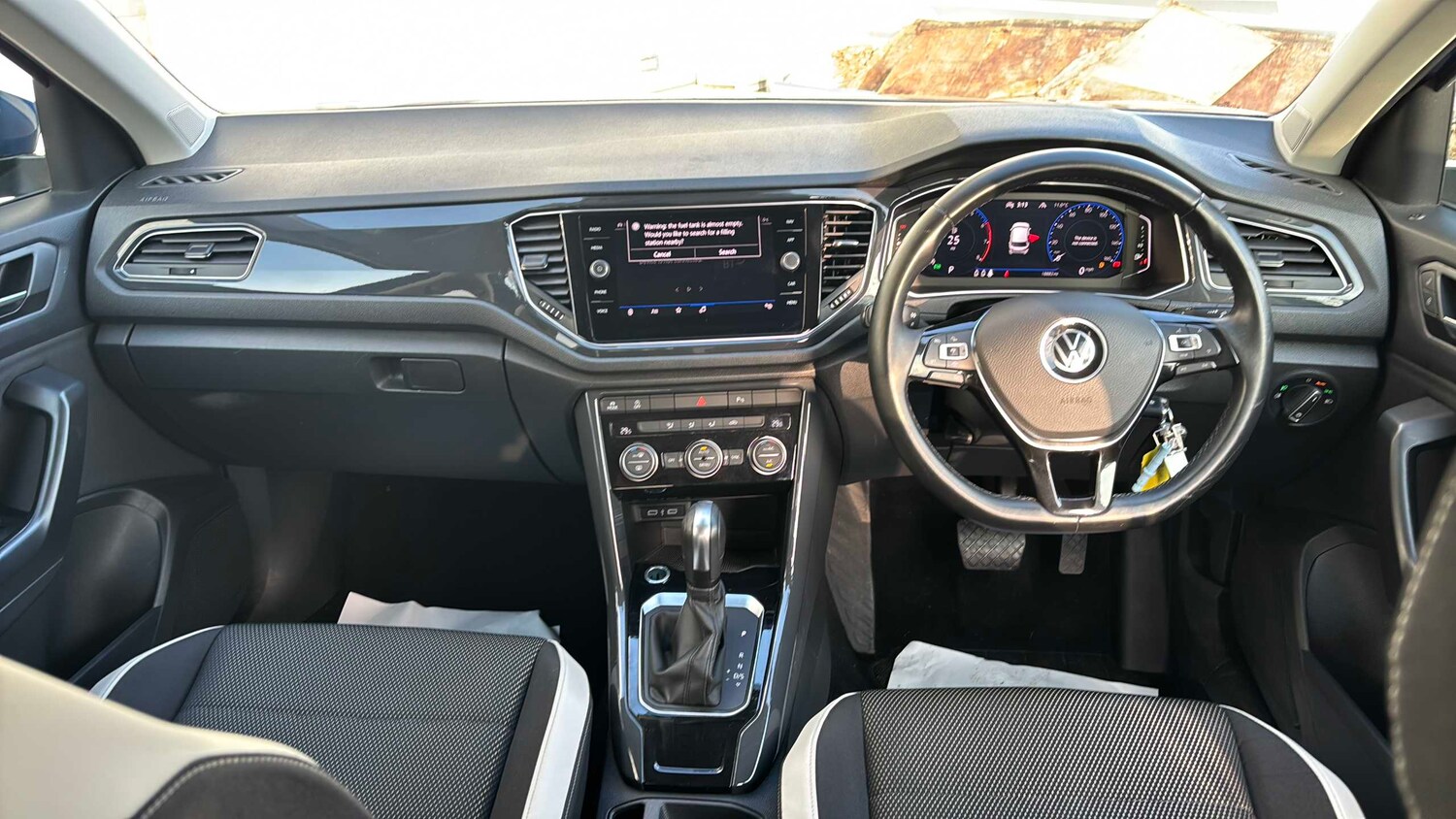 Used Volkswagen T-Roc 2020 for sale - 77577224: Photo 9