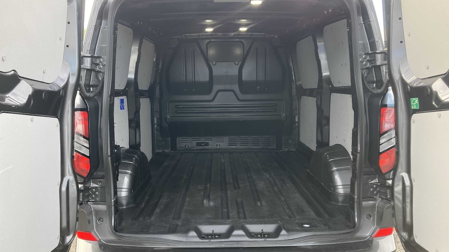 Used Ford Transit Custom 2024 for sale - 76540730: Photo 13