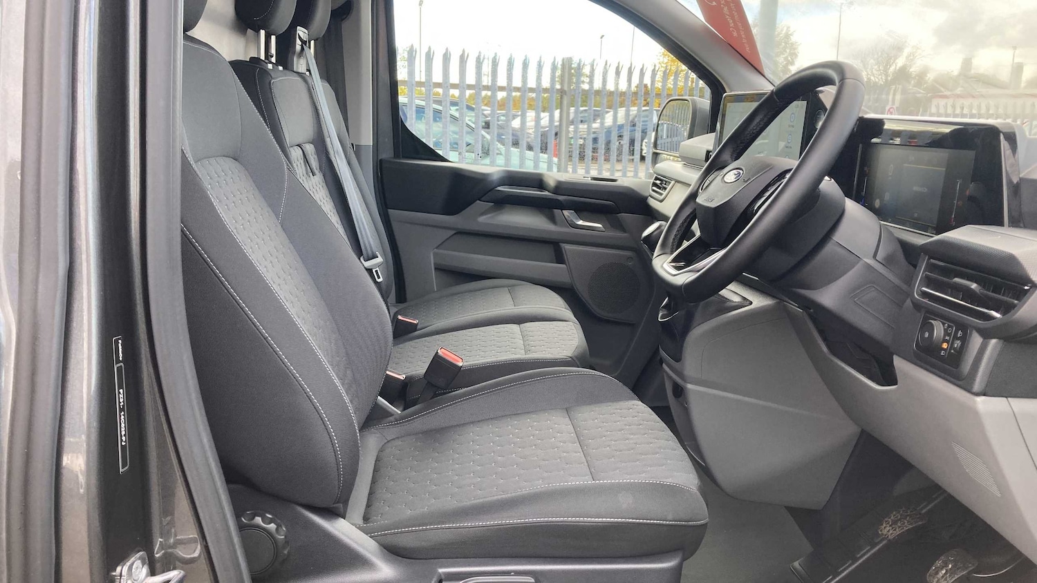 Used Ford Transit Custom 2024 for sale - 76540730: Photo 15