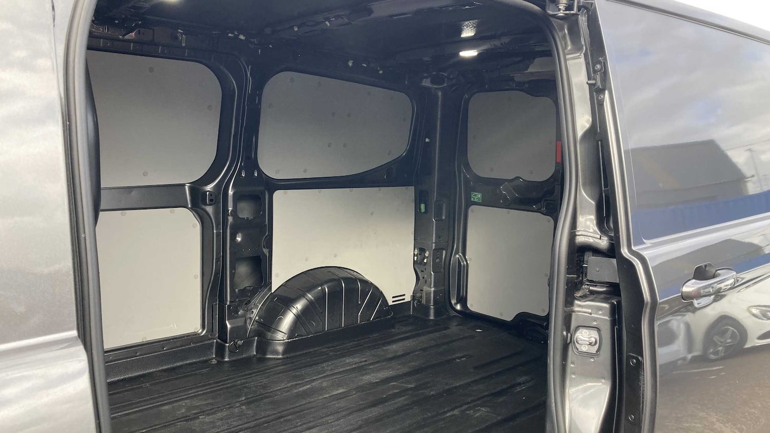 Used Ford Transit Custom 2024 for sale - 76540730: Photo 23