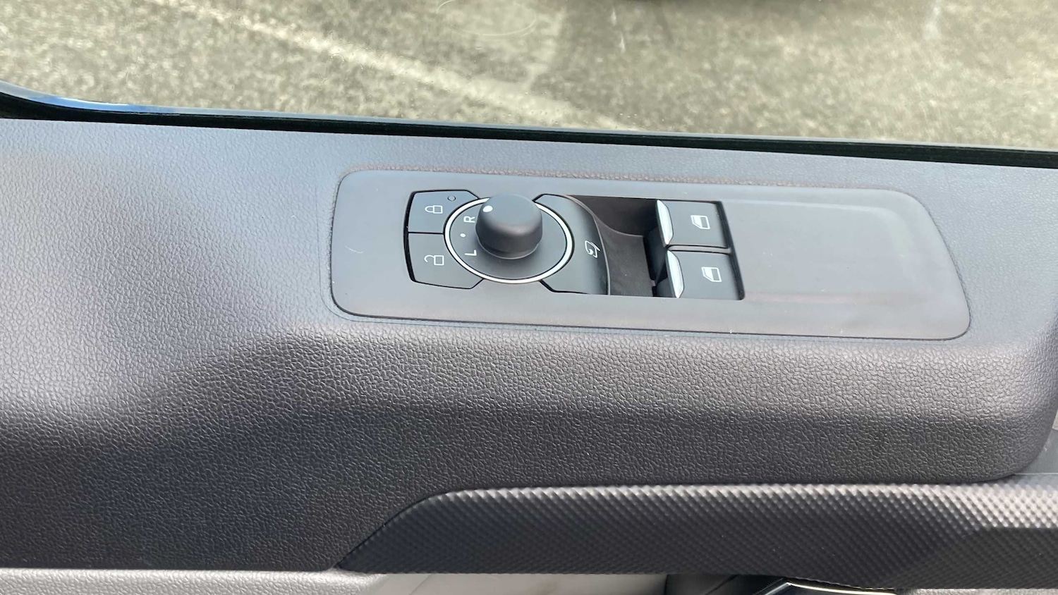 Used Ford Transit Custom 2024 for sale - 76540730: Photo 35