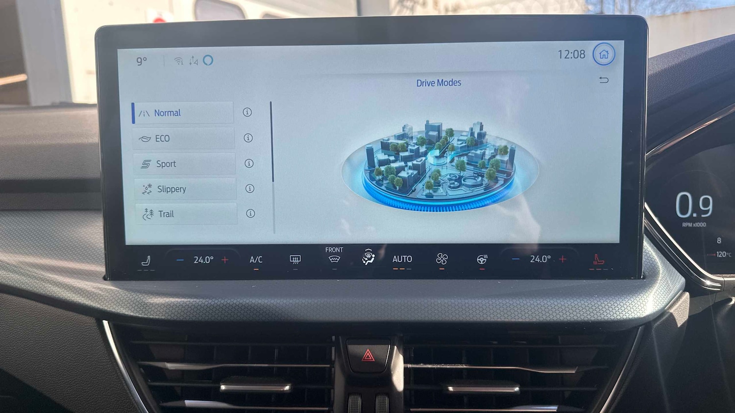 Used Ford Focus 2025 for sale - 76978905: Photo 16