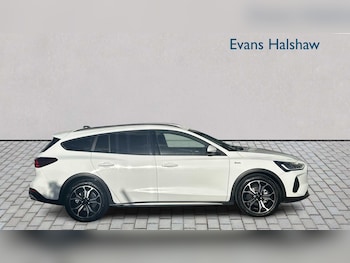 Used Ford Focus 2025 for sale - 76978905: Photo