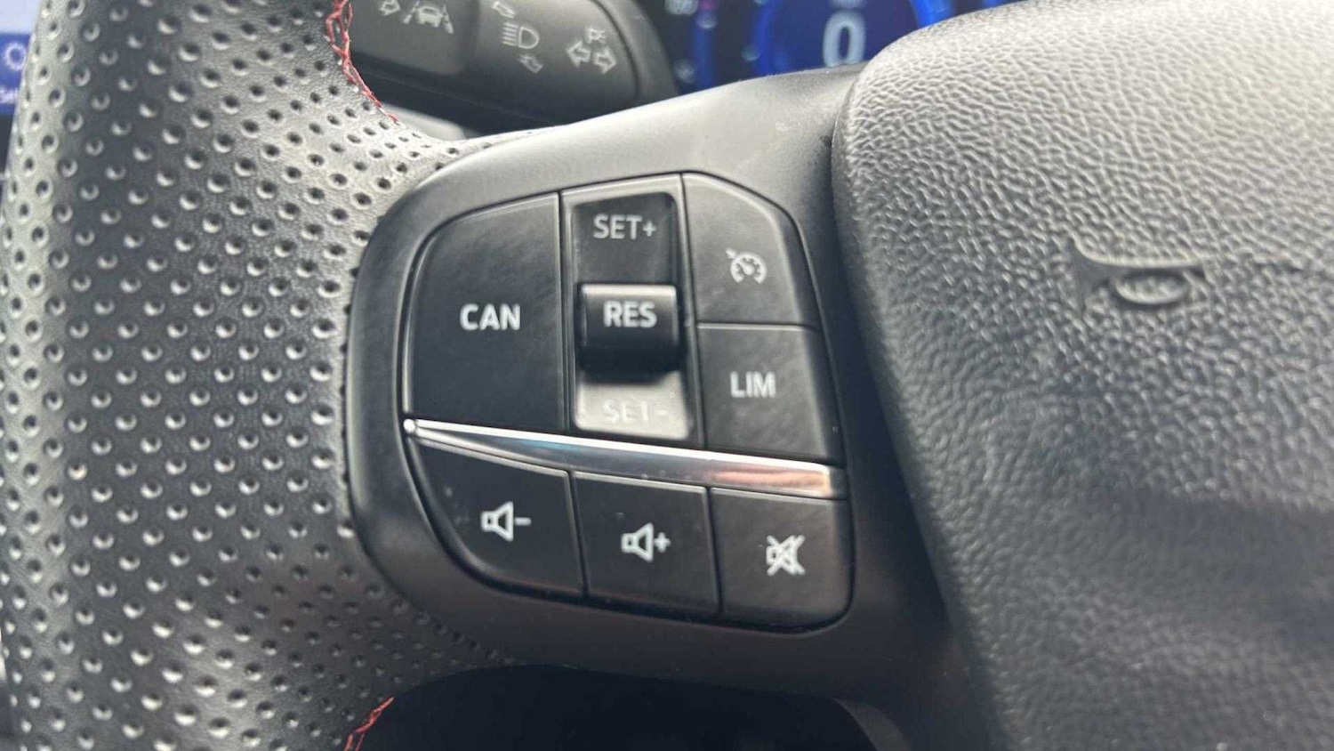 Used Ford Puma 2022 for sale - 76978842: Photo 32