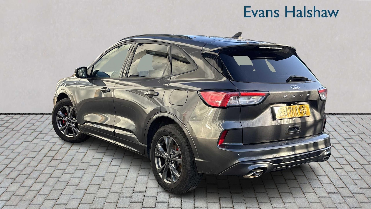 Used Ford Kuga 2021 for sale - 76610531: Photo 2