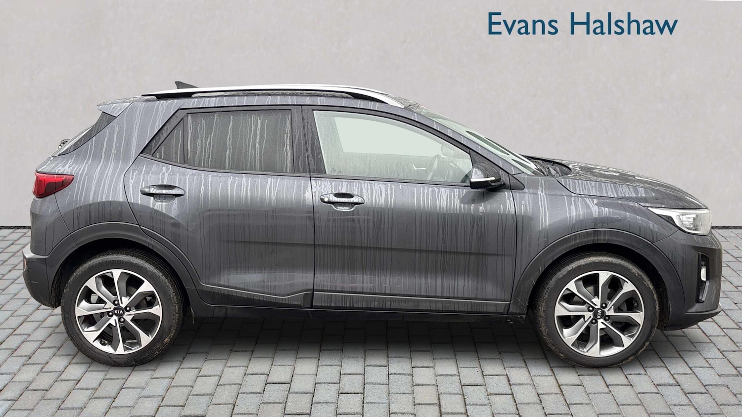 Used Kia Stonic 2020 for sale - 76978775: Photo 3