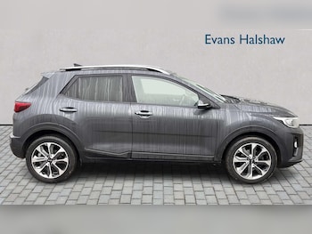 Used Kia Stonic 2020 for sale - 76978775: Photo