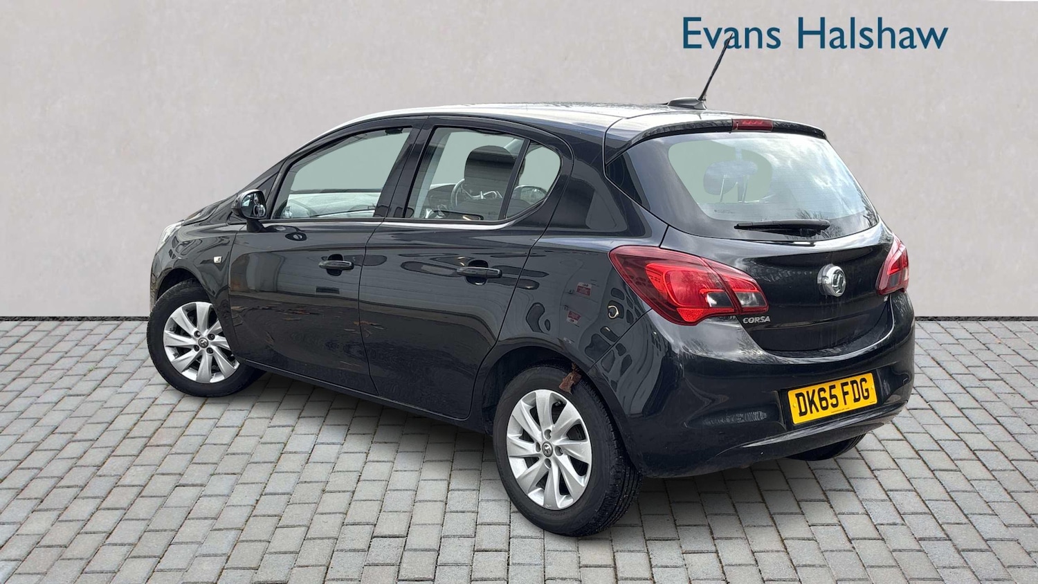Used Vauxhall Corsa 2016 for sale - 76636818: Photo 2