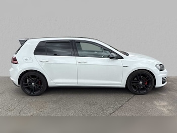 Used Volkswagen Golf 2016 for sale - 75316476: Photo