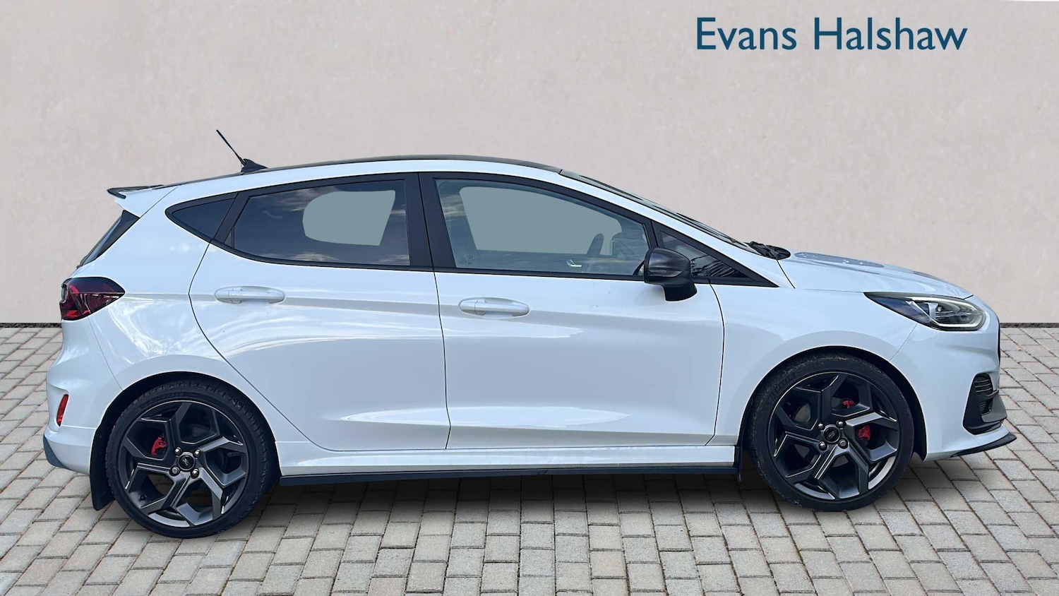 Used Ford Fiesta 2023 for sale - 77134996: Photo 2