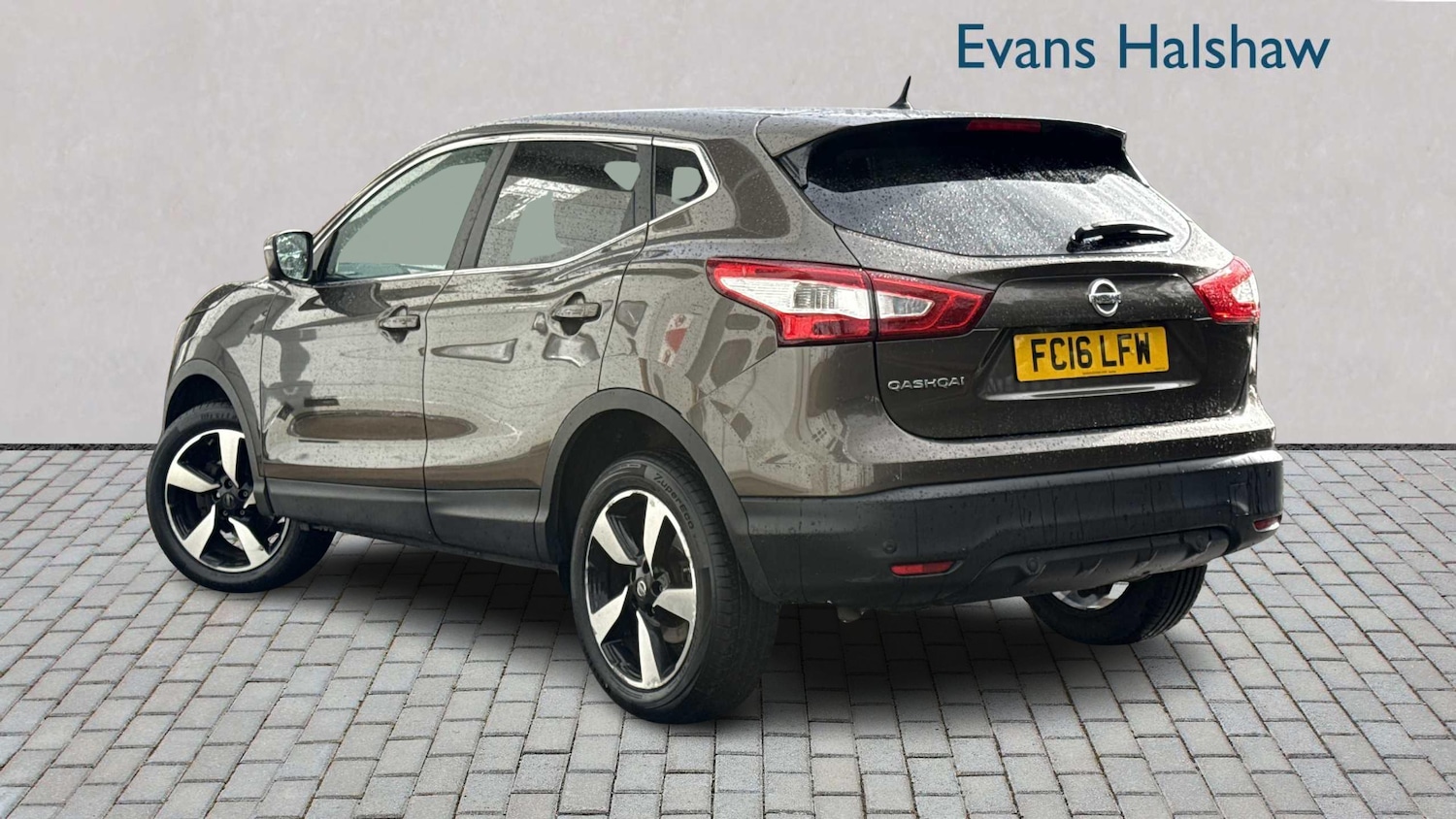 Used Nissan Qashqai 2016 for sale - 76587665: Photo 2