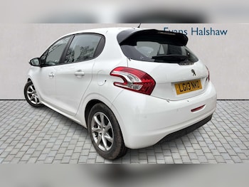 Used Peugeot 208 2013 for sale - 77429149: Photo