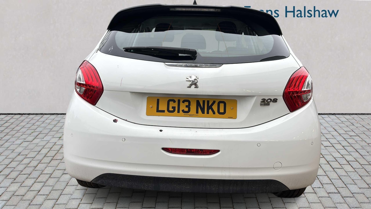 Used Peugeot 208 2013 for sale - 77429149: Photo 5