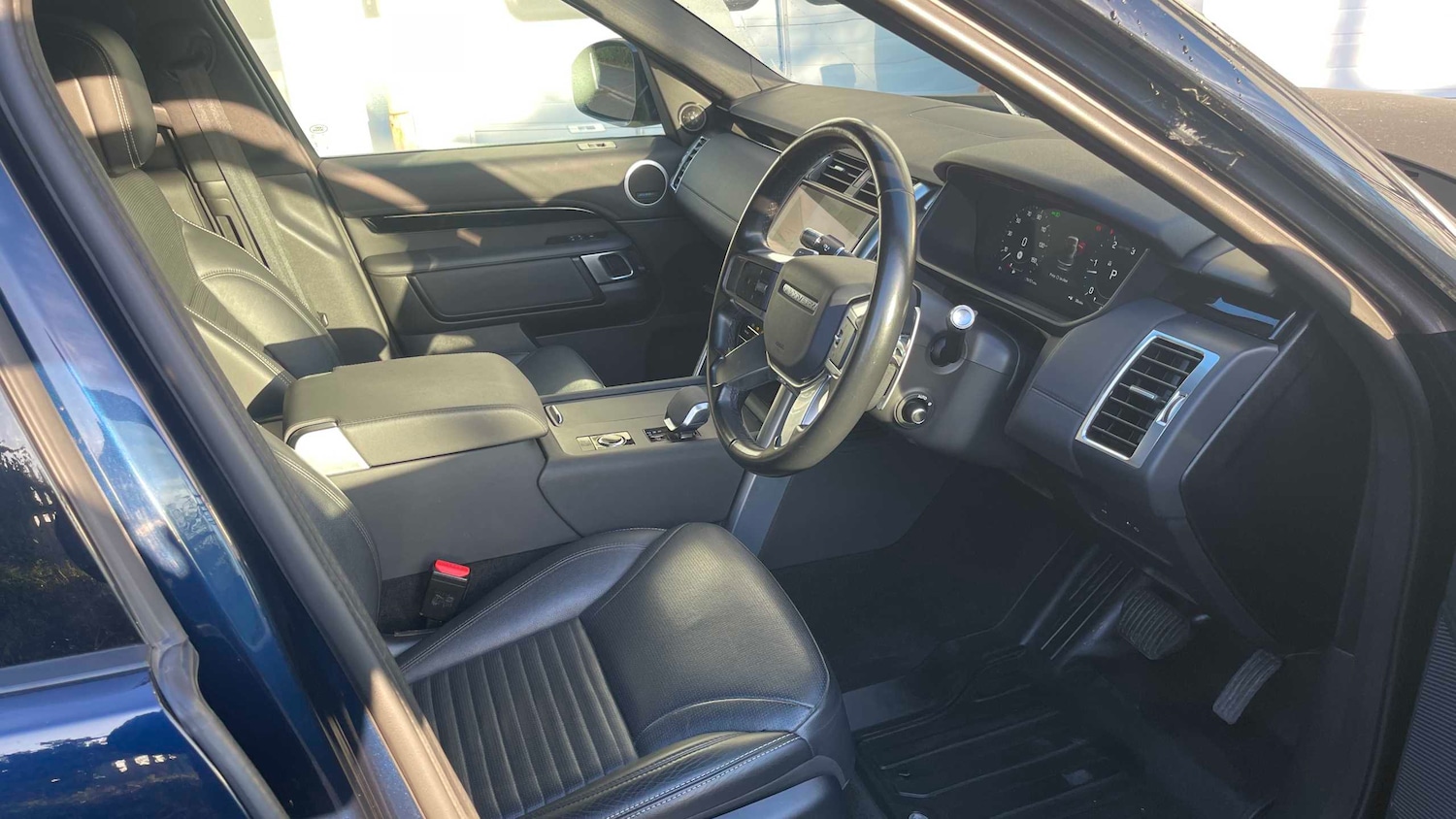 Used Land Rover Discovery 2021 for sale - 76804985: Photo 9