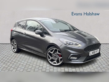 Used Ford Fiesta 2018 for sale - 77000161: Photo