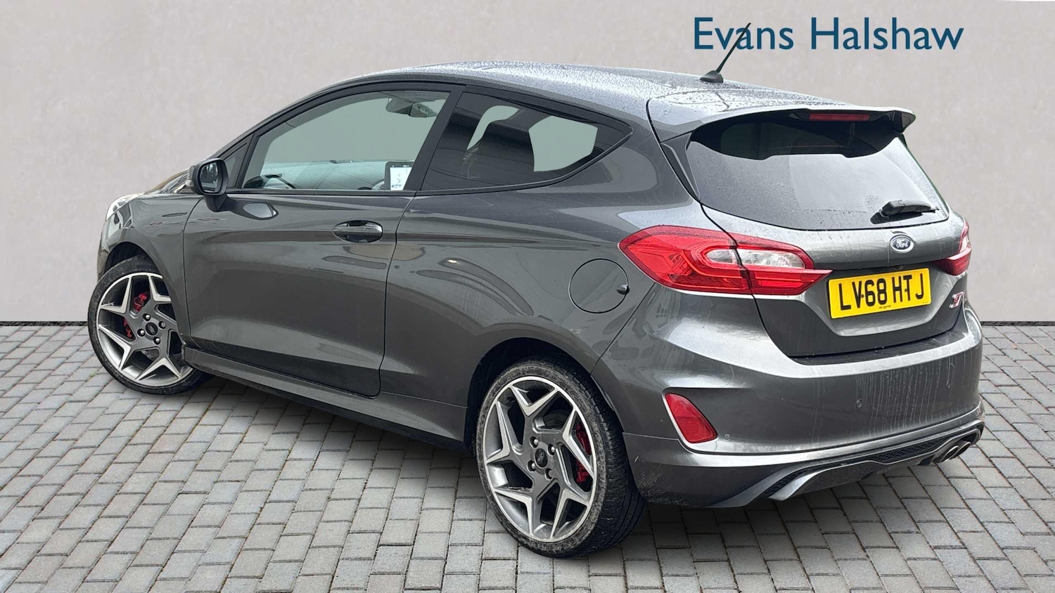 Used Ford Fiesta 2018 for sale - 77000161: Photo 2