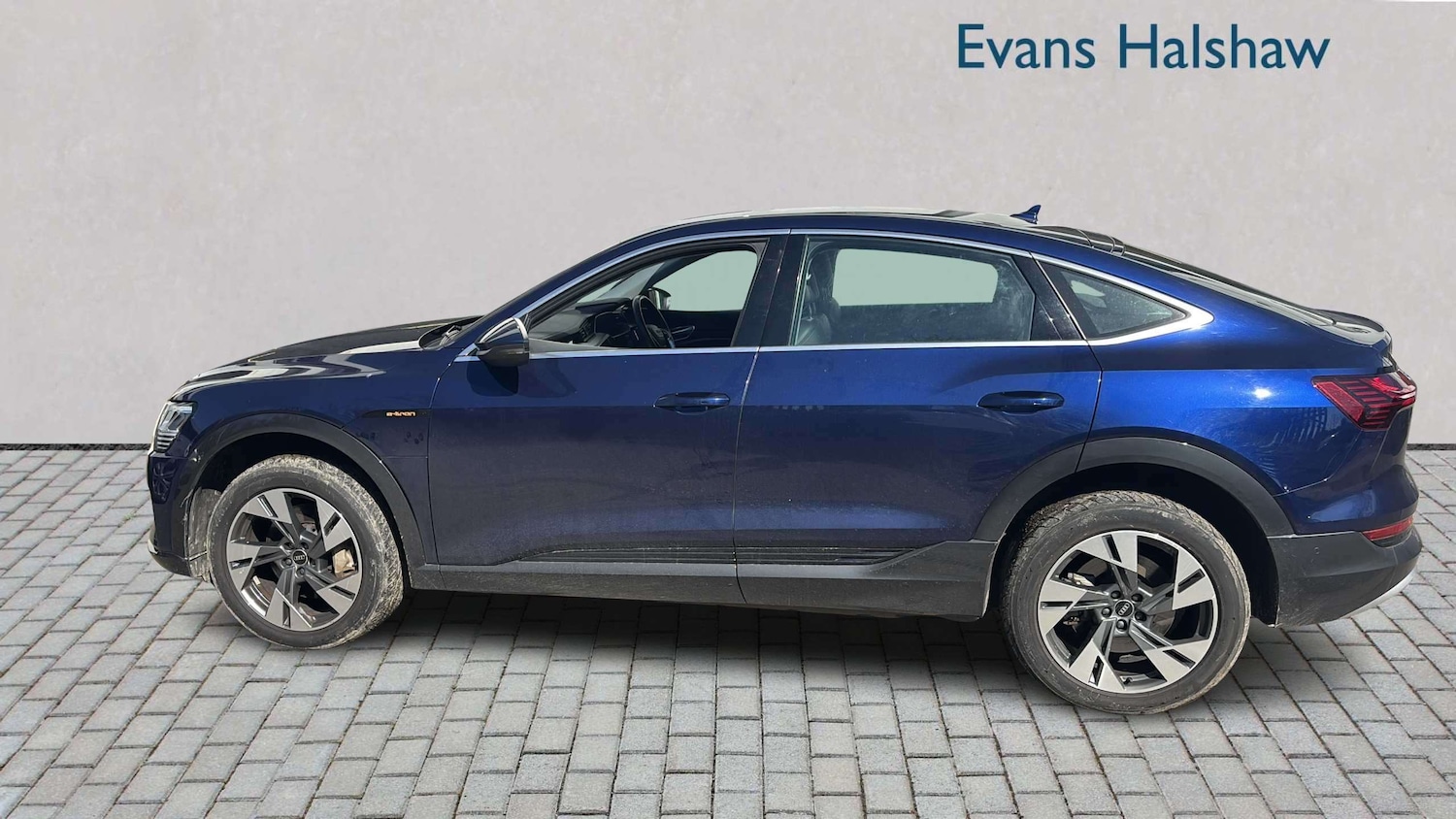 Used Audi e-tron 2021 for sale - 77943344: Photo 3