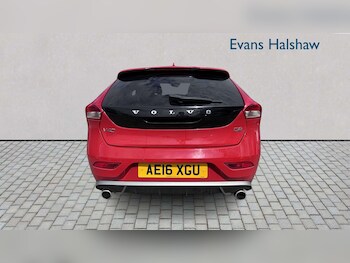 Used Volvo V40 2016 for sale - 79428904: Photo