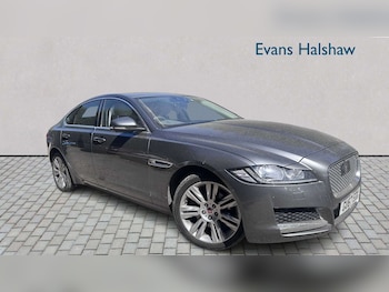 Used Jaguar XF 2017 for sale - 79193156: Photo