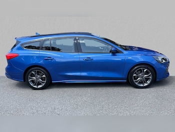 Used Ford Focus 2020 for sale - 75405391: Photo