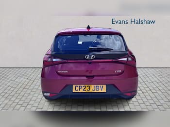 Used Hyundai i20 2023 for sale - 79797678: Photo