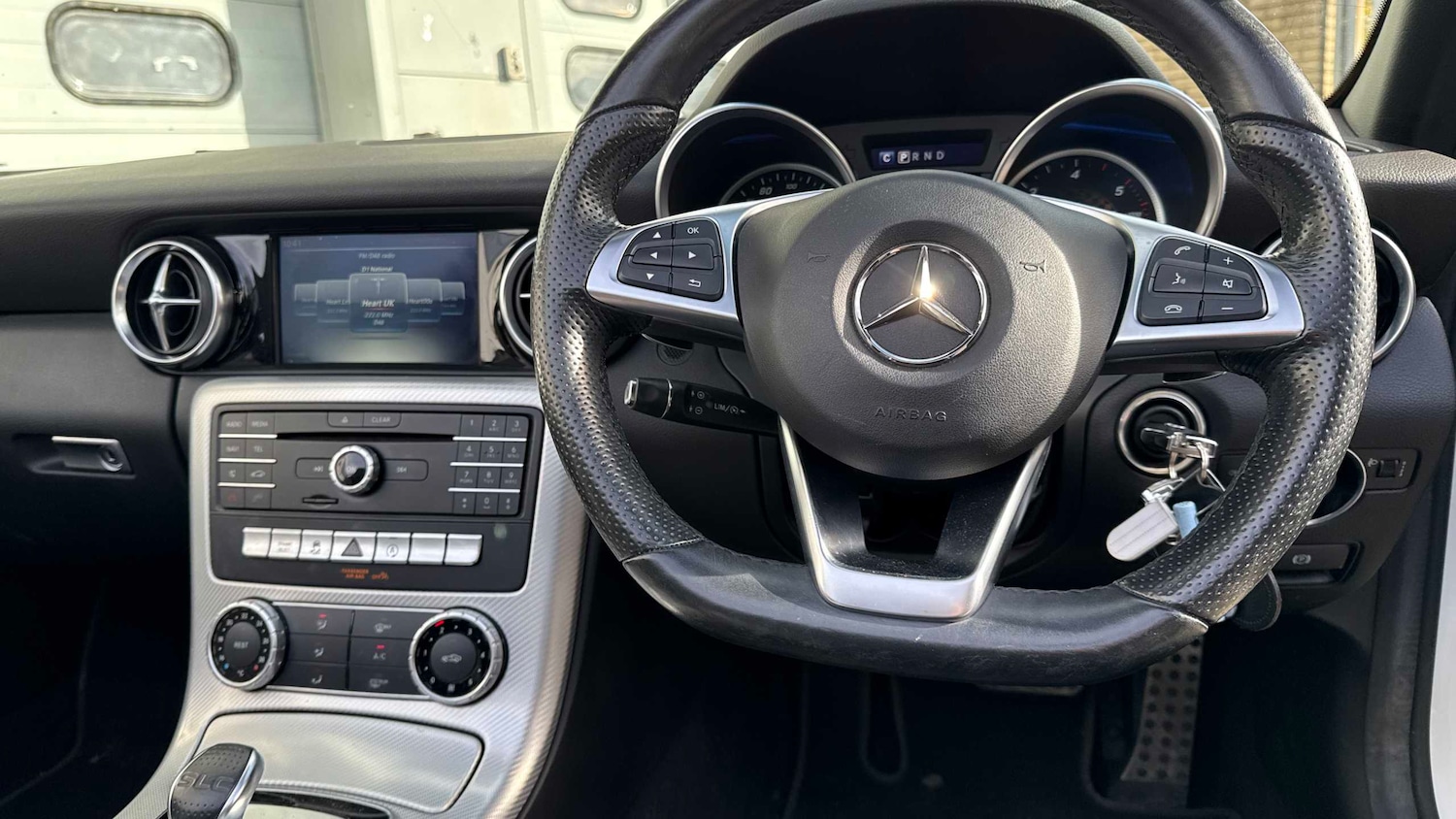 Used Mercedes-Benz SLC 2016 for sale - 76401367: Photo 5