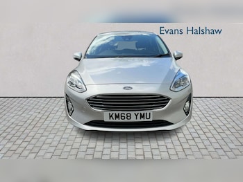 Used Ford Fiesta 2018 for sale - 78899888: Photo