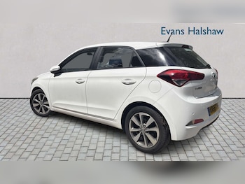 Used Hyundai i20 2017 for sale - 79282297: Photo