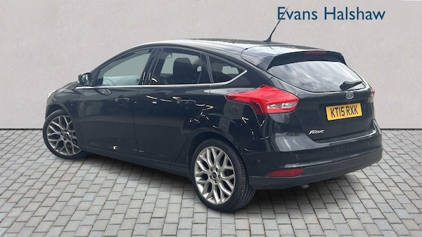 Used Ford Focus 2015 for sale - 76218412: Photo 2