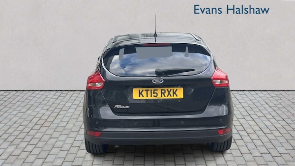 Used Ford Focus 2015 for sale - 76218412: Photo 4