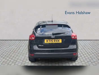 Used Ford Focus 2015 for sale - 76218412: Photo 4