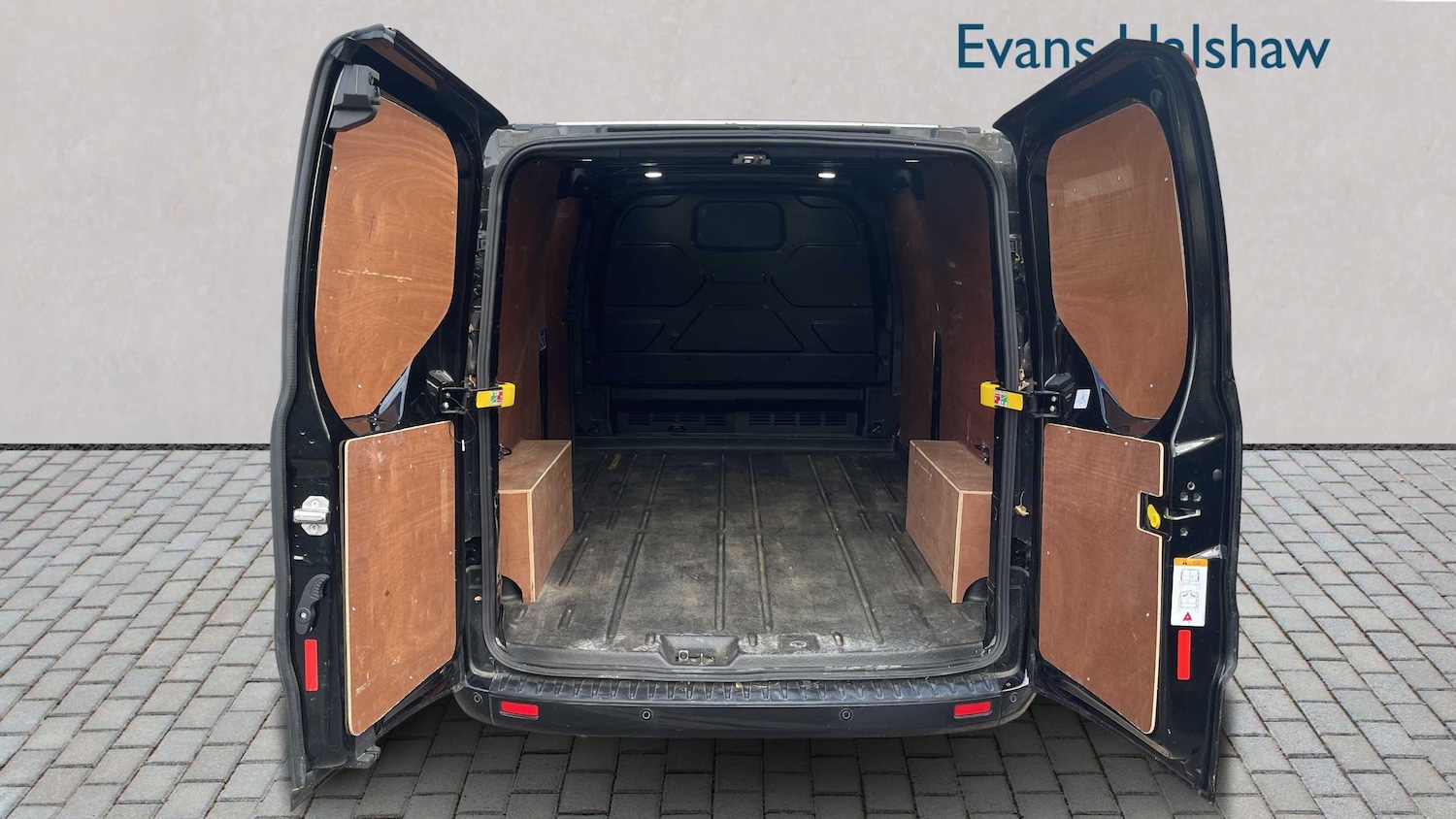 Used Ford Transit Custom 2021 for sale - 76218239: Photo 19