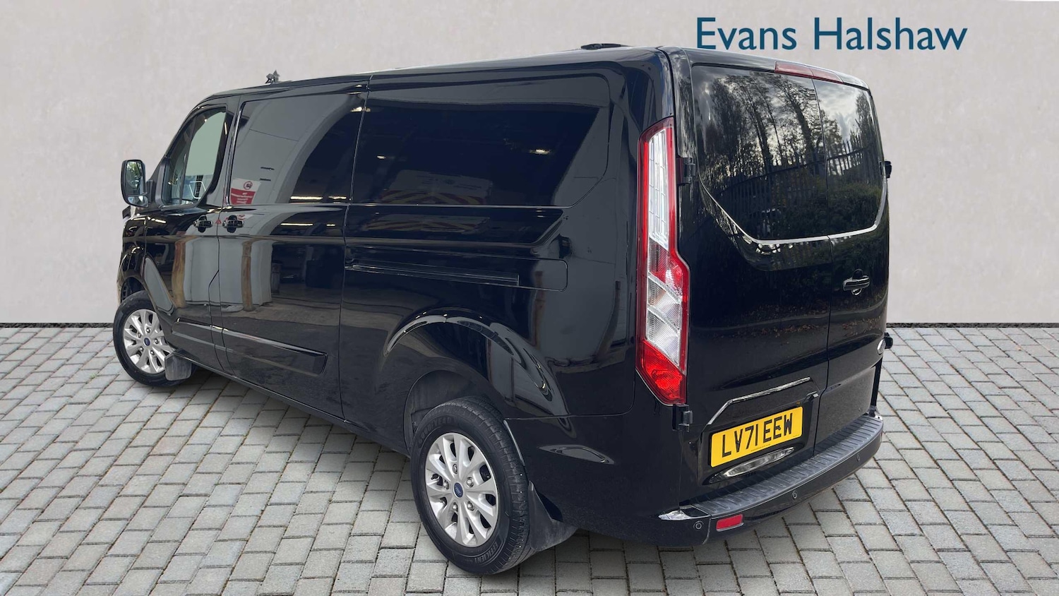 Used Ford Transit Custom 2021 for sale - 76218239: Photo 2