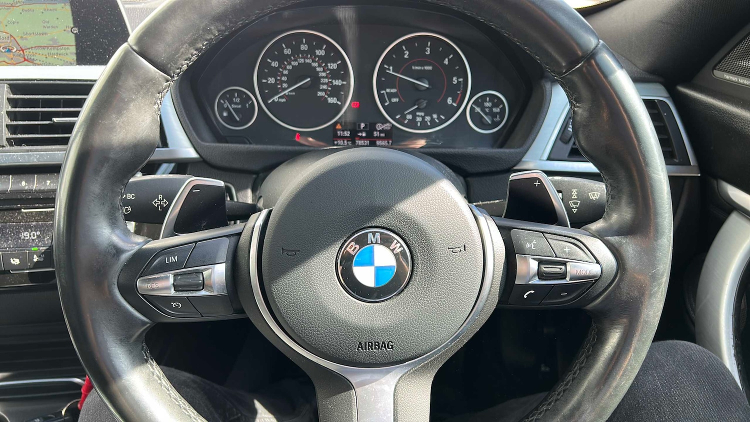 Used BMW 3 Series 2017 for sale - 77561104: Photo 14