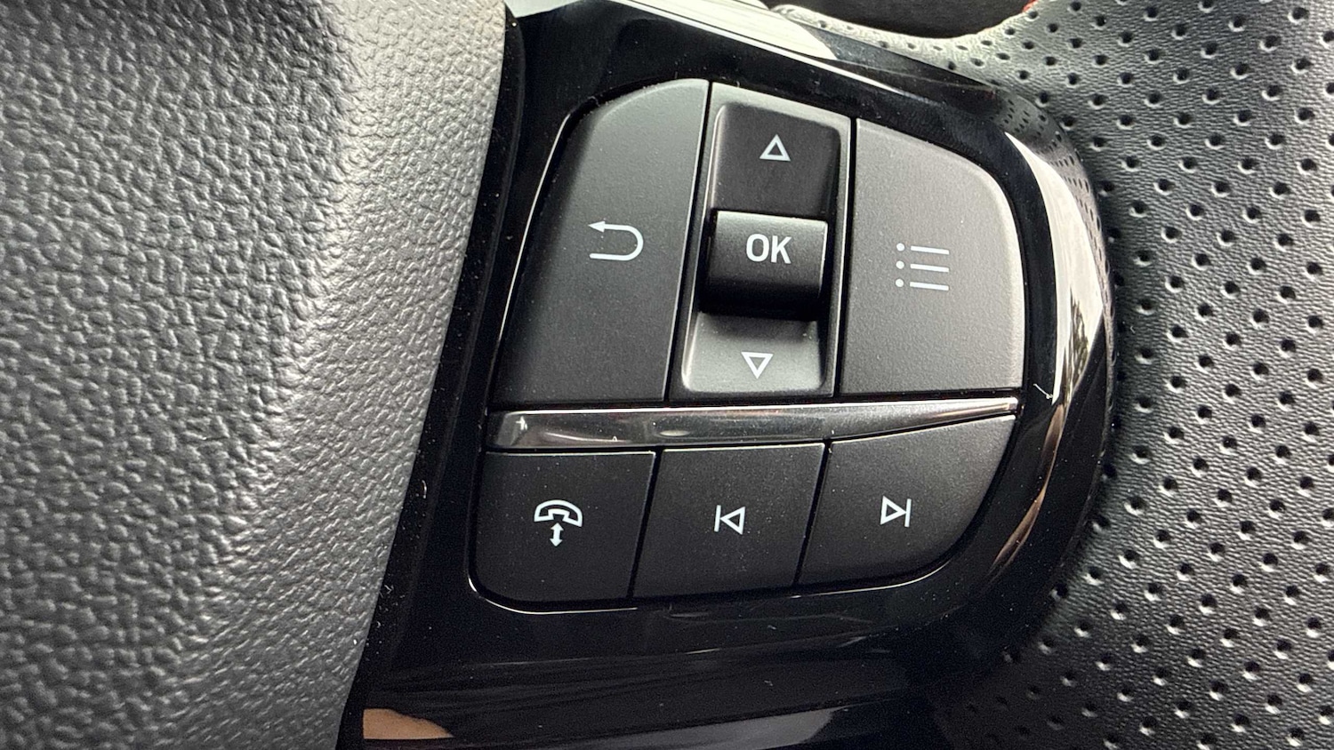 Used Ford Puma 2025 for sale - 77894499: Photo 23