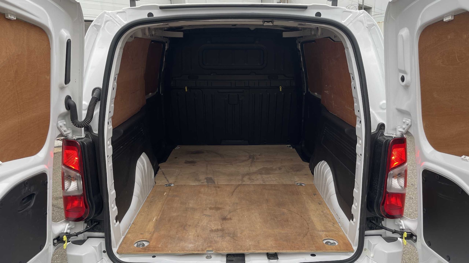 Used Vauxhall Combo 2023 for sale - 76218473: Photo 12