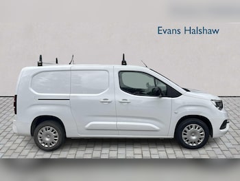 Used Vauxhall Combo 2023 for sale - 76218473: Photo 3